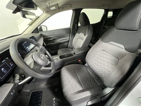 New 2026 Nissan Kicks SV image 13