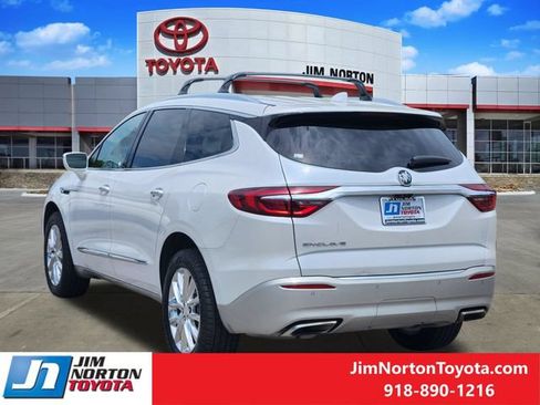 Used 2020 Buick Enclave Premium w/ Surround and Sites Package FWD image 9