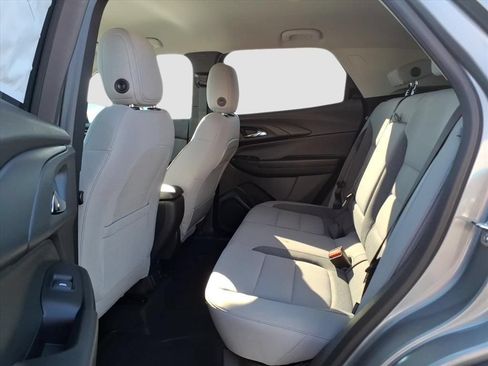 Used 2026 Chevrolet TrailBlazer LT w/ Convenience Package FWD image 14