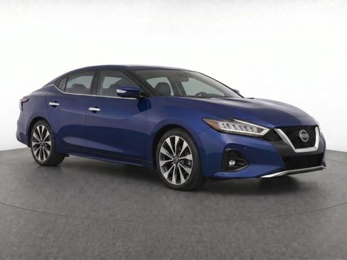 Used 2023 Nissan Maxima Platinum w/ Sport Mat Group FWD image 2