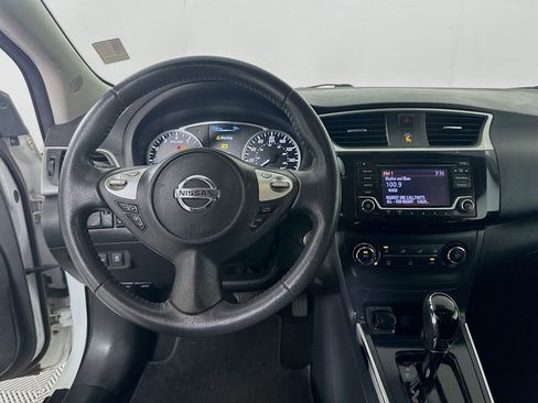 Used 2017 Nissan Sentra SV FWD image 19