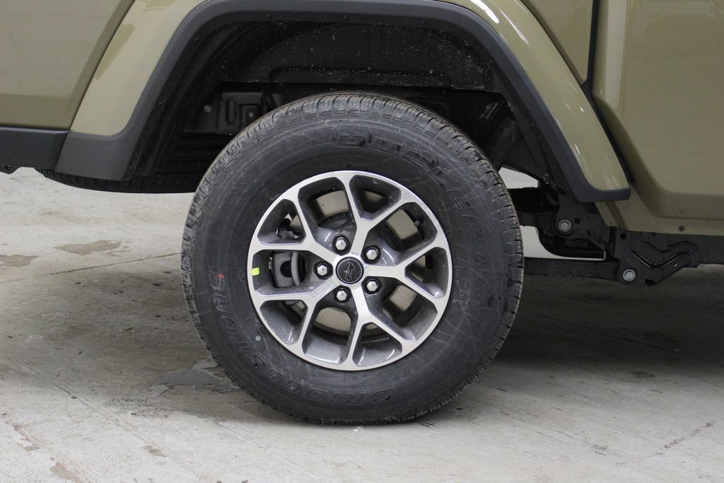 New 2026 Jeep Gladiator Sport AWD/4WD image 31