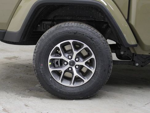 New 2026 Jeep Gladiator Sport image 31