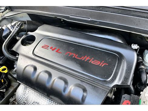 Used 2015 Jeep Renegade Trailhawk image 35