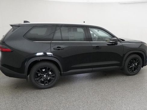 New 2026 Toyota Grand Highlander AWD image 10