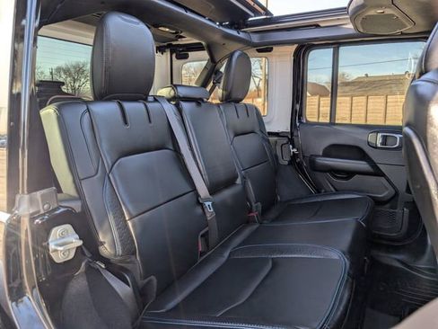 Used 2024 Jeep Wrangler High Altitude image 26