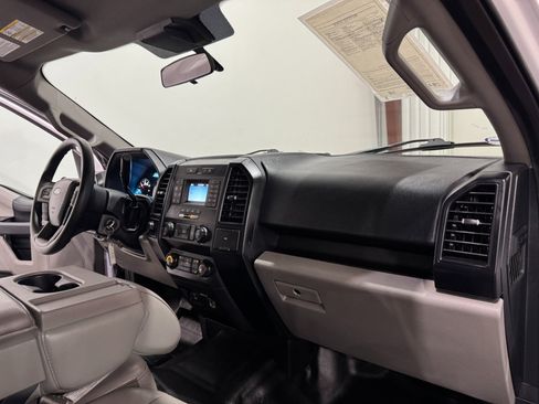 Used 2019 Ford F150 XL w/ Equipment Group 101A Mid image 12