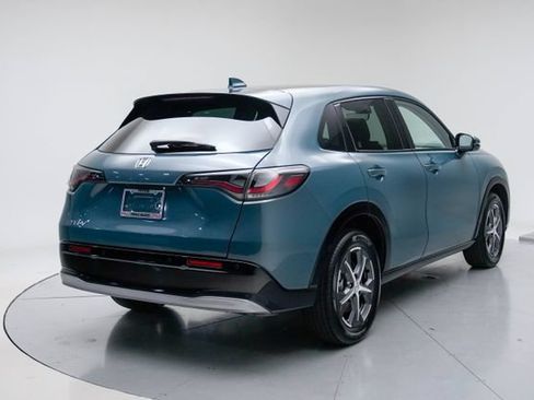 Used 2025 Honda HR-V EX-L image 9