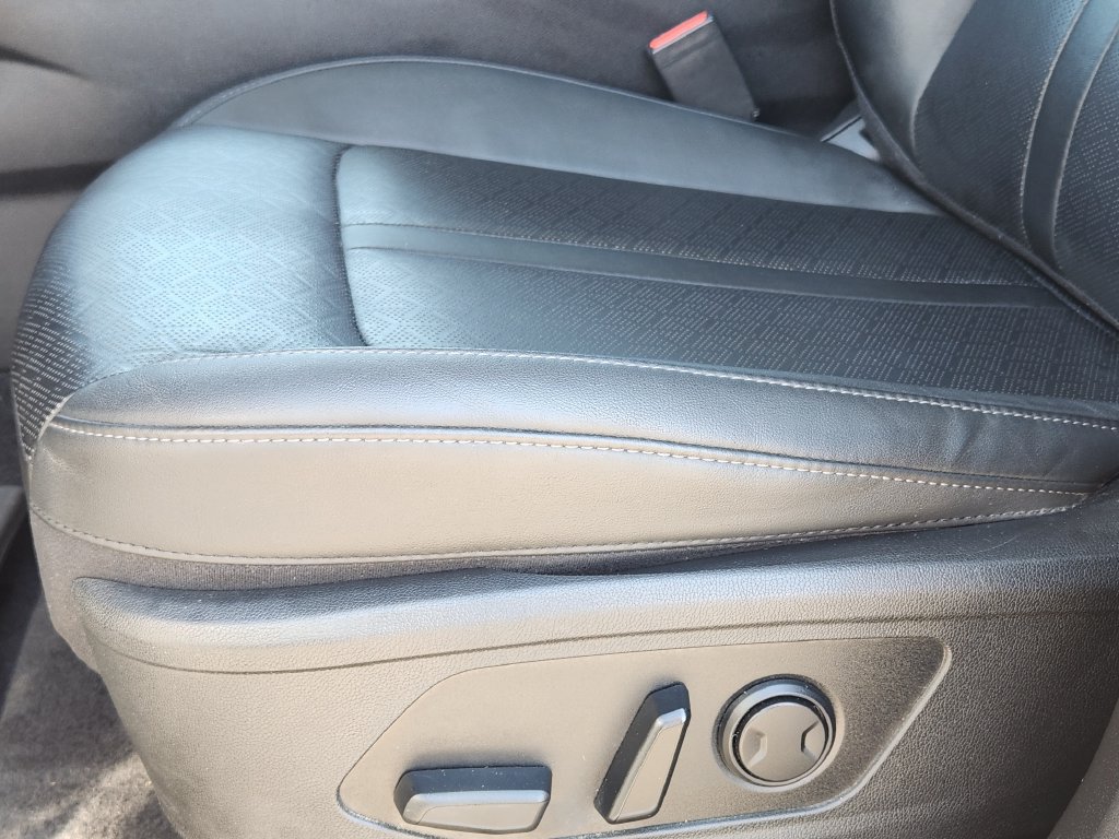 Used 2022 Kia Sorento EX w/ Panoramic Sunroof Package FWD image 19
