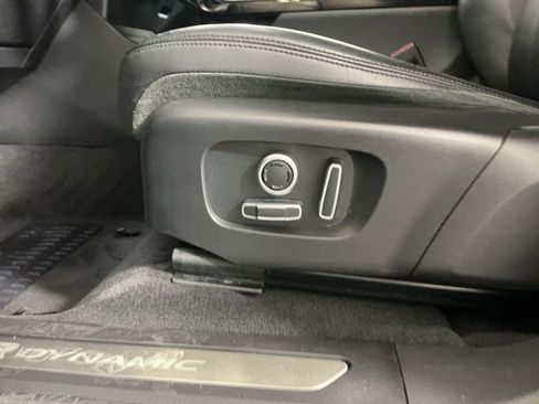 Used 2021 Land Rover Range Rover Evoque R-Dynamic SE image 23