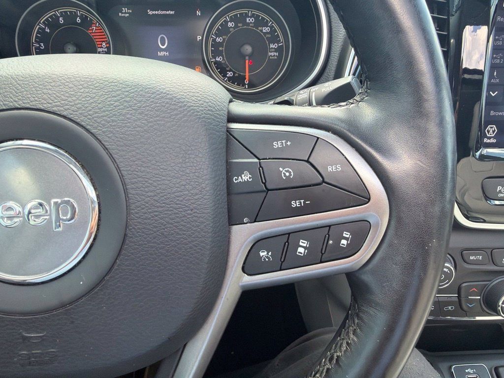 Used 2021 Jeep Cherokee Limited AWD/4WD image 30