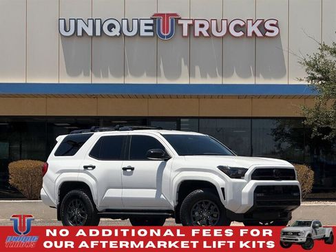 Used 2025 Toyota 4Runner SR5 AWD/4WD image 1