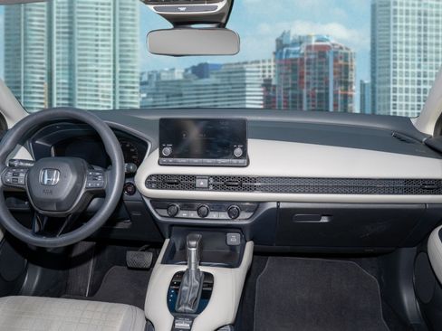 Certified 2023 Honda HR-V LX image 19