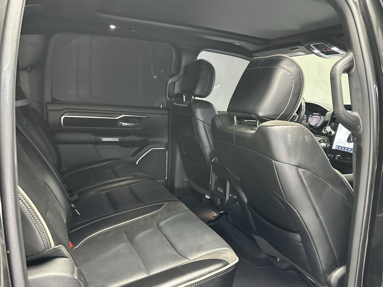 Used 2024 RAM 1500 Laramie RWD image 15