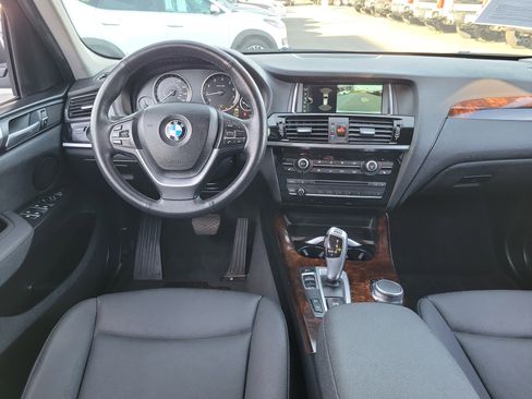 Used 2017 BMW X3 xDrive28i image 6
