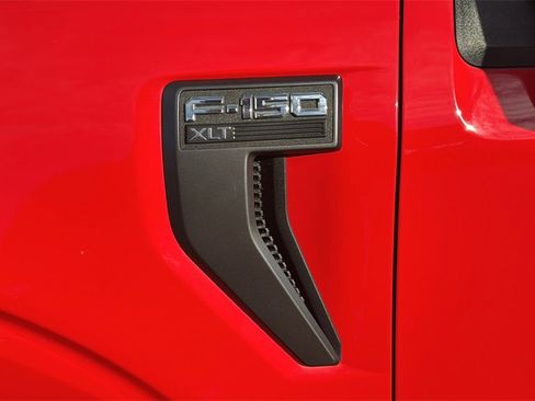 Certified 2021 Ford F150 XLT w/ Equipment Group 302A High image 7