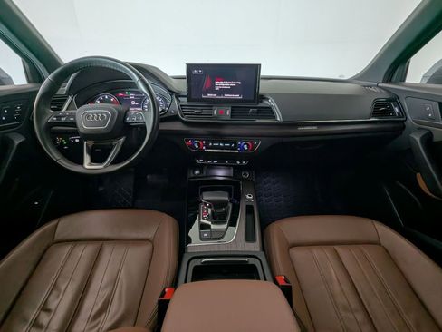 Used 2022 Audi Q5 2.0T Premium w/ Convenience Package image 5