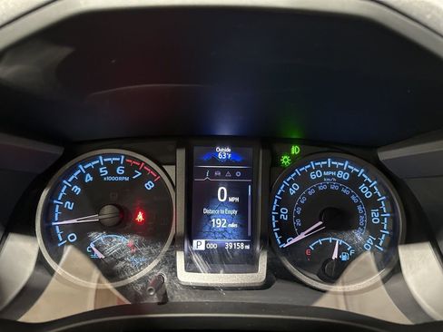 Certified 2021 Toyota Tacoma TRD Sport image 9