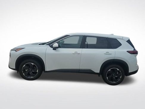 Used 2025 Nissan Rogue SV FWD image 5