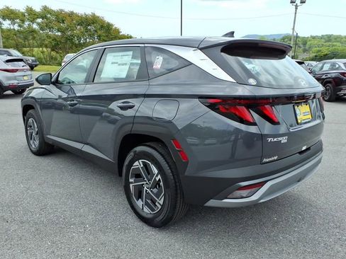 New 2026 Hyundai Tucson Blue SE AWD/4WD image 2