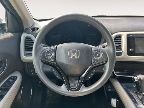 Used 2019 Honda HR-V EX image 12