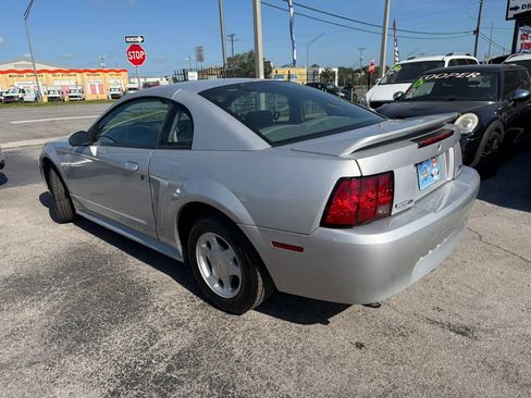 Used 2000 Ford Mustang Coupe RWD image 6