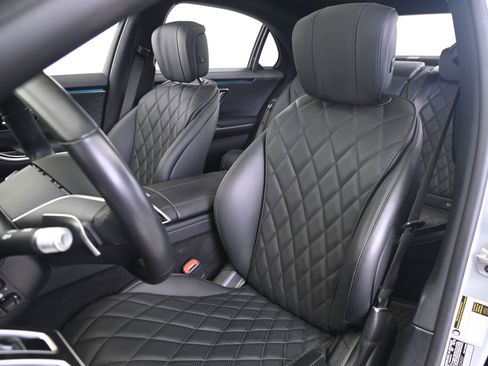 Used 2023 Mercedes-Benz S 580 4MATIC Sedan image 5