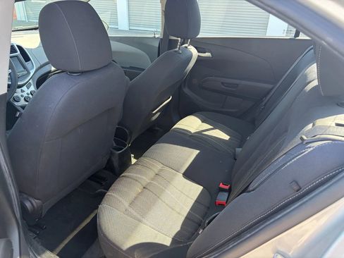 Used 2017 Chevrolet Sonic LT FWD image 8