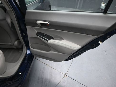 Used 2010 Honda Civic LX image 22