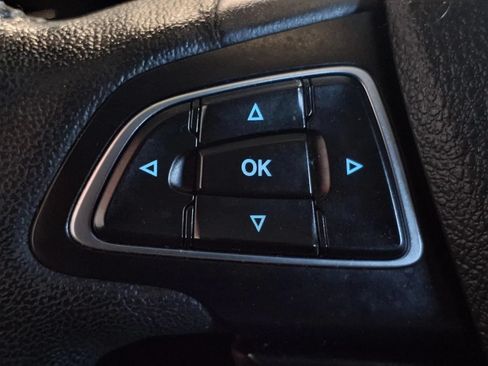 Used 2018 Ford Escape SE w/ SE Sport Appearance Package AWD/4WD image 25