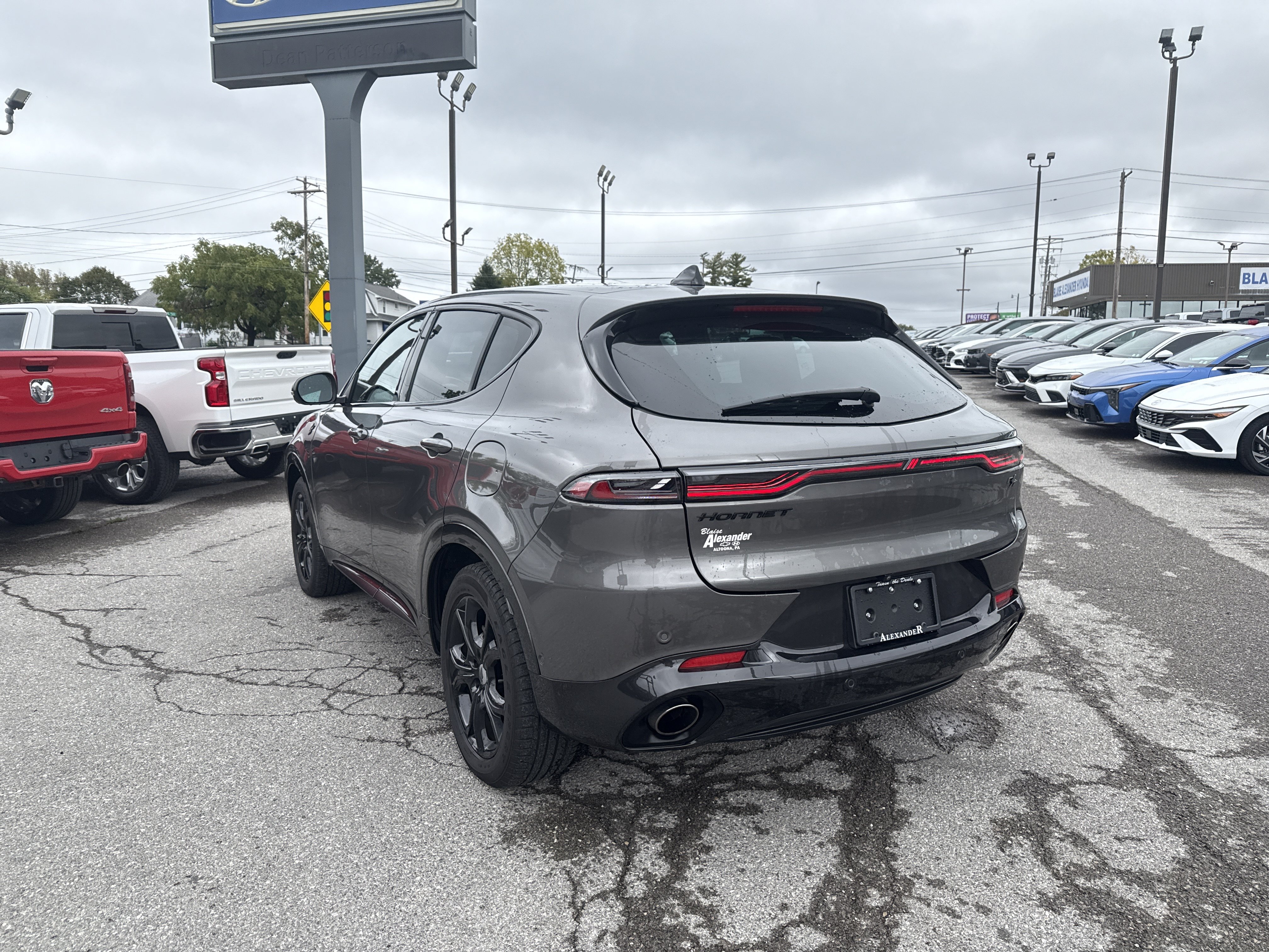 Used 2024 Dodge Hornet R/T w/ Tech Pack w/o Parking AWD/4WD image 6