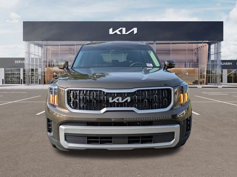 Certified 2024 Kia Telluride EX FWD image 7