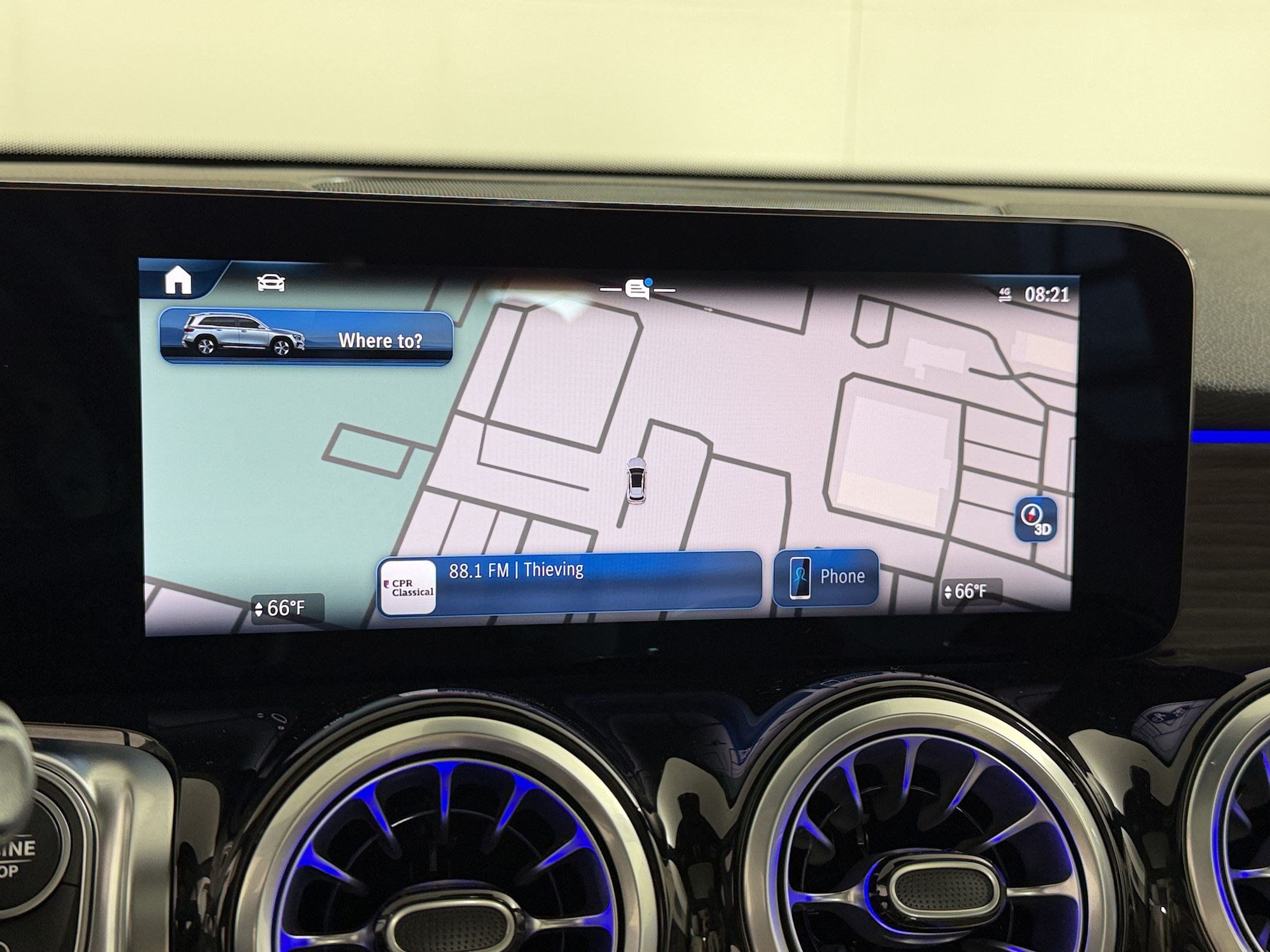 Used 2025 Mercedes-Benz GLB 250 4MATIC image 20