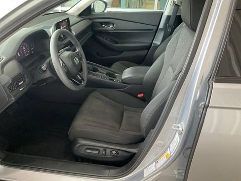 Certified 2023 Honda Accord EX image 3