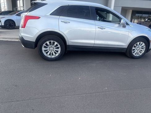Used 2018 Cadillac XT5 FWD image 13