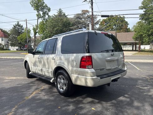 Used 2006 Ford Expedition Limited image 3