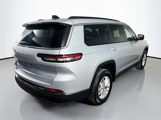 Used 2025 Jeep Grand Cherokee L Laredo RWD image 8
