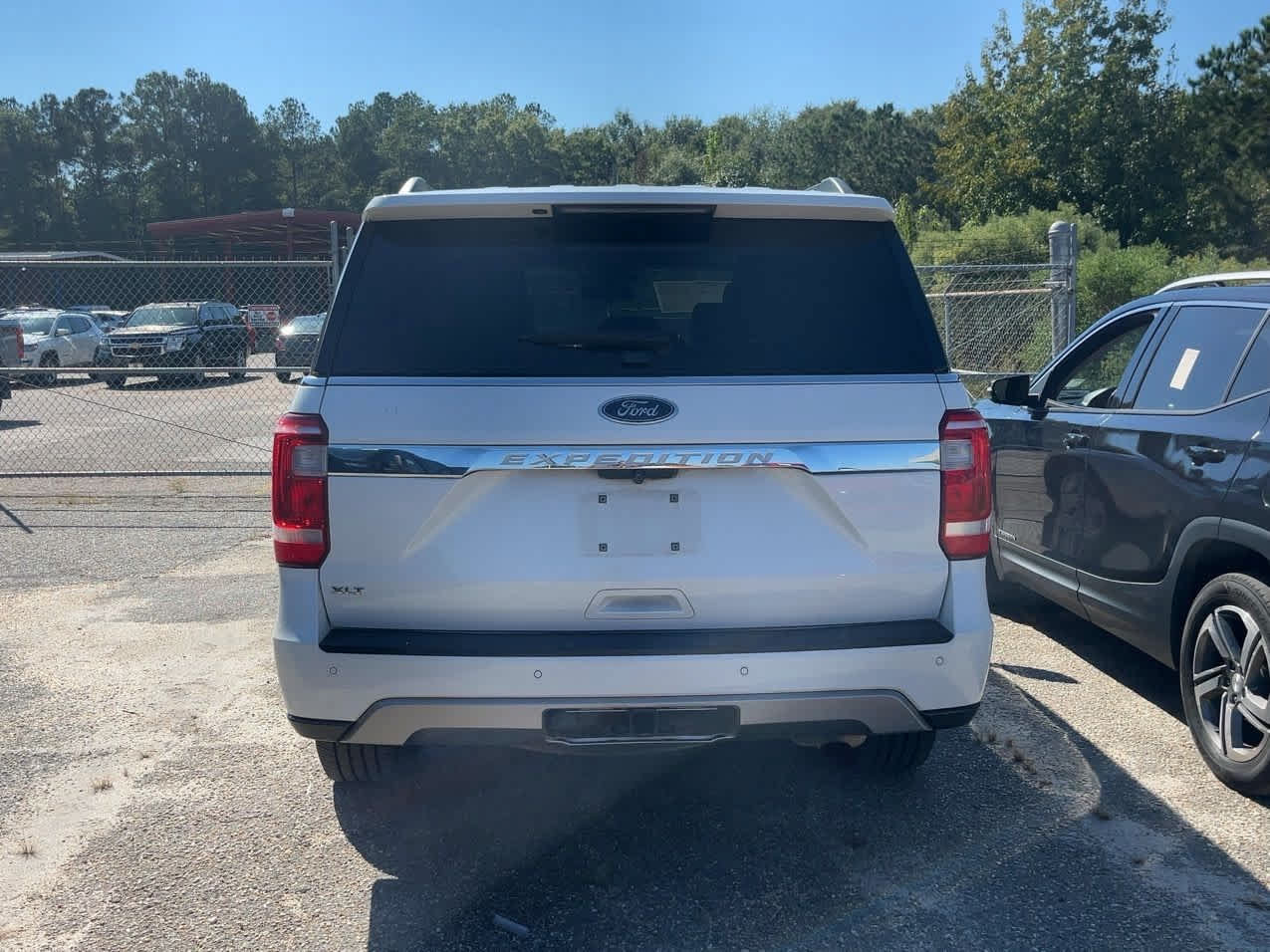 Used 2020 Ford Expedition XLT w/ Equipment Group 202A RWD image 6