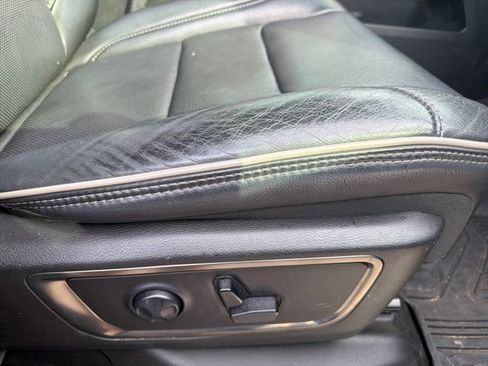 Used 2019 RAM 1500 Limited w/ Bed Utility Group image 10