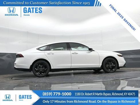 New 2025 Honda Accord SE image 34