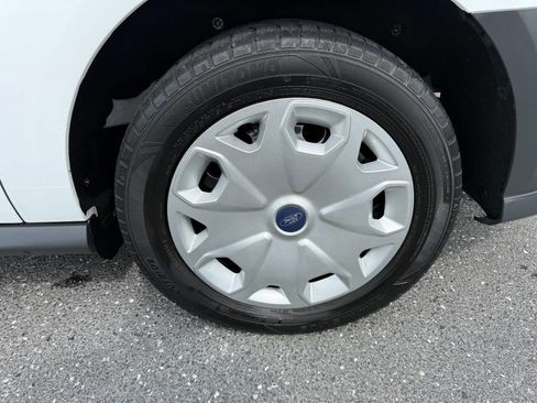 Used 2018 Ford Transit Connect XL image 40