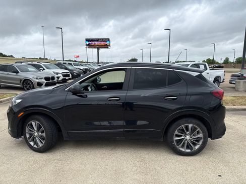 Used 2022 Buick Encore GX Select w/ Experience Buick Package FWD image 3