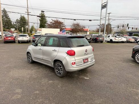 Used 2014 FIAT 500L Lounge FWD image 9