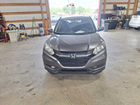 Used 2016 Honda HR-V EX image 11