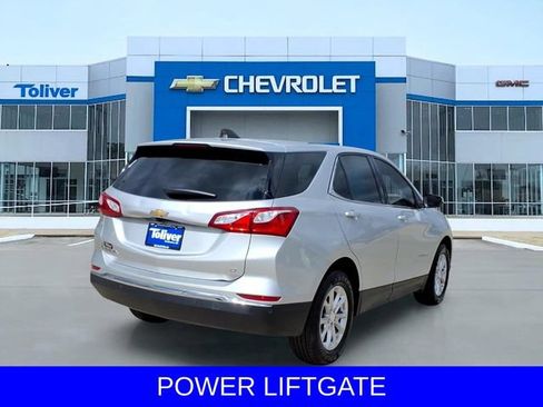 Used 2019 Chevrolet Equinox LT FWD image 4