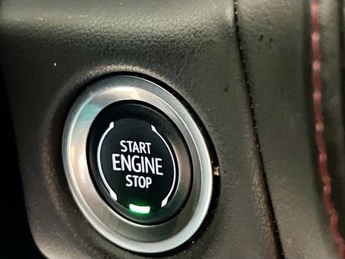 Used 2024 Chevrolet Suburban RST RWD image 24