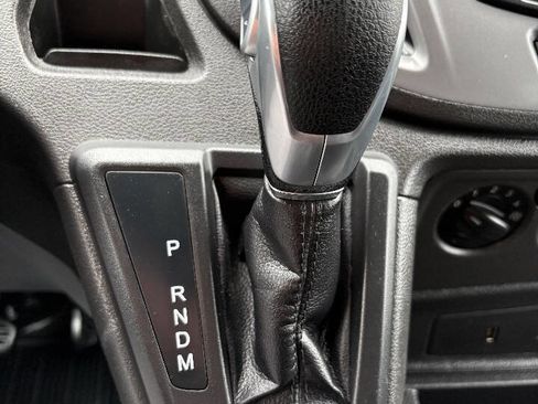 Used 2019 Ford Transit 150 XLT image 20