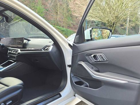 Used 2023 BMW 330e xDrive w/ Driving Assistance Package image 10