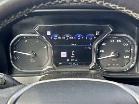 Used 2022 GMC Sierra 3500 Denali image 28