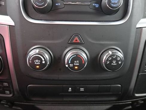 Used 2024 RAM 1500 Classic SLT AWD/4WD image 20